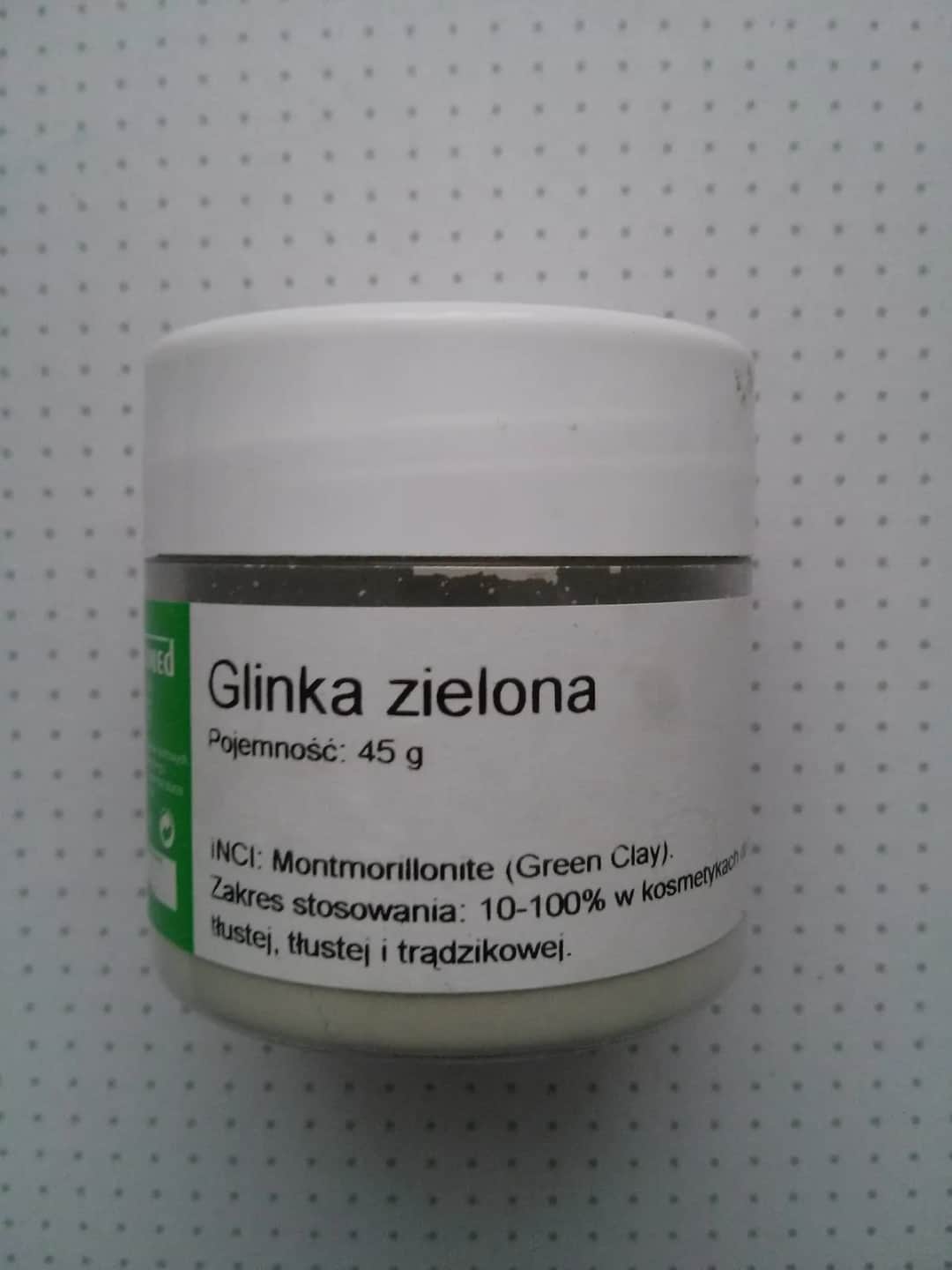 Co jeść na cerę trądzikową? Odkryj skuteczne produkty na skórę