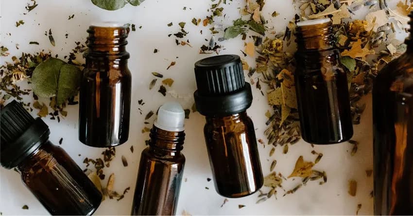 Jak zrobić zapach do domu z olejku - prosty sposób na przyjemność